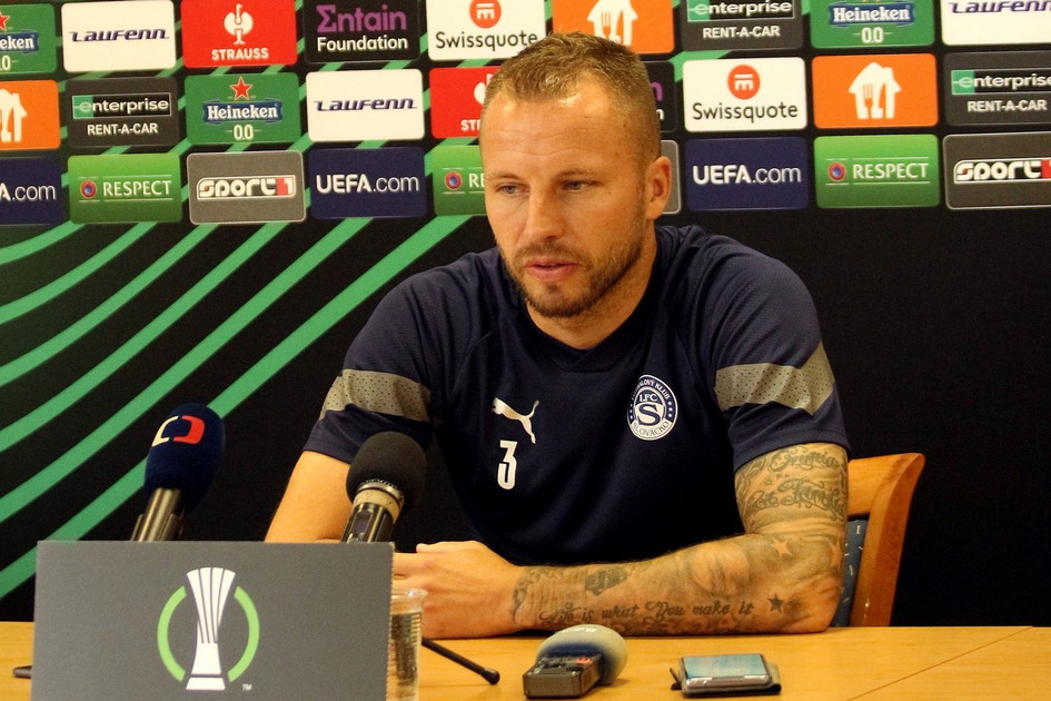 Michal Kadlec My hrajeme doma, odehráli jsme tady dobré zápasy, jak s