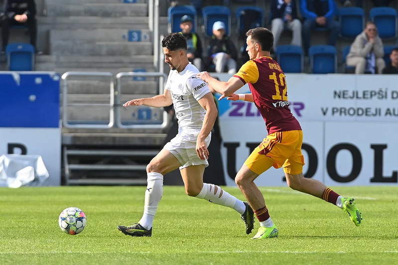 dukla0805