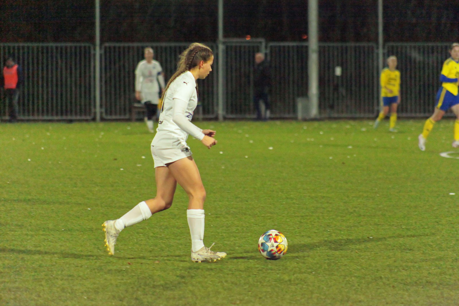 IMG_8520_20231124_zlnslo_2000