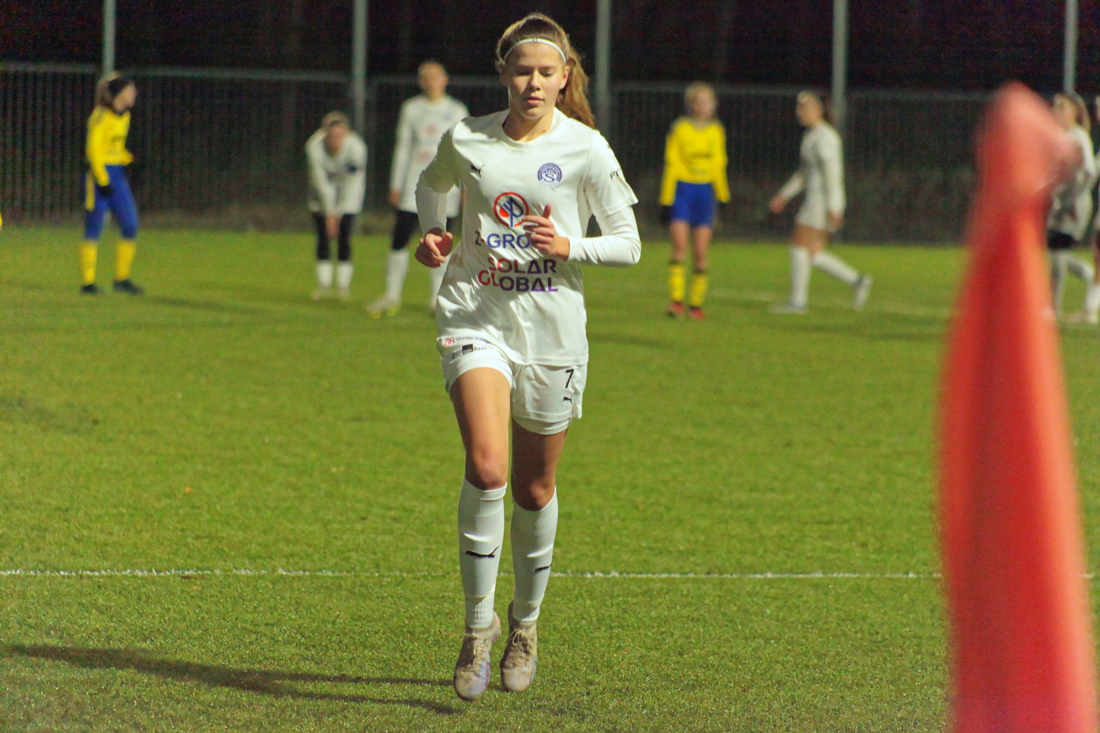 IMG_8402_20231124_zlnslo_2000