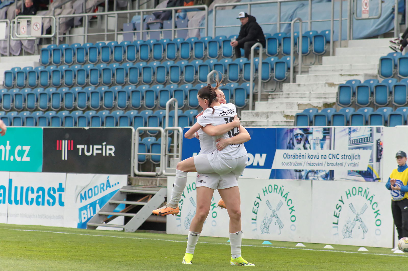 IMG_0301_20240310_SLO-PLZ_1920