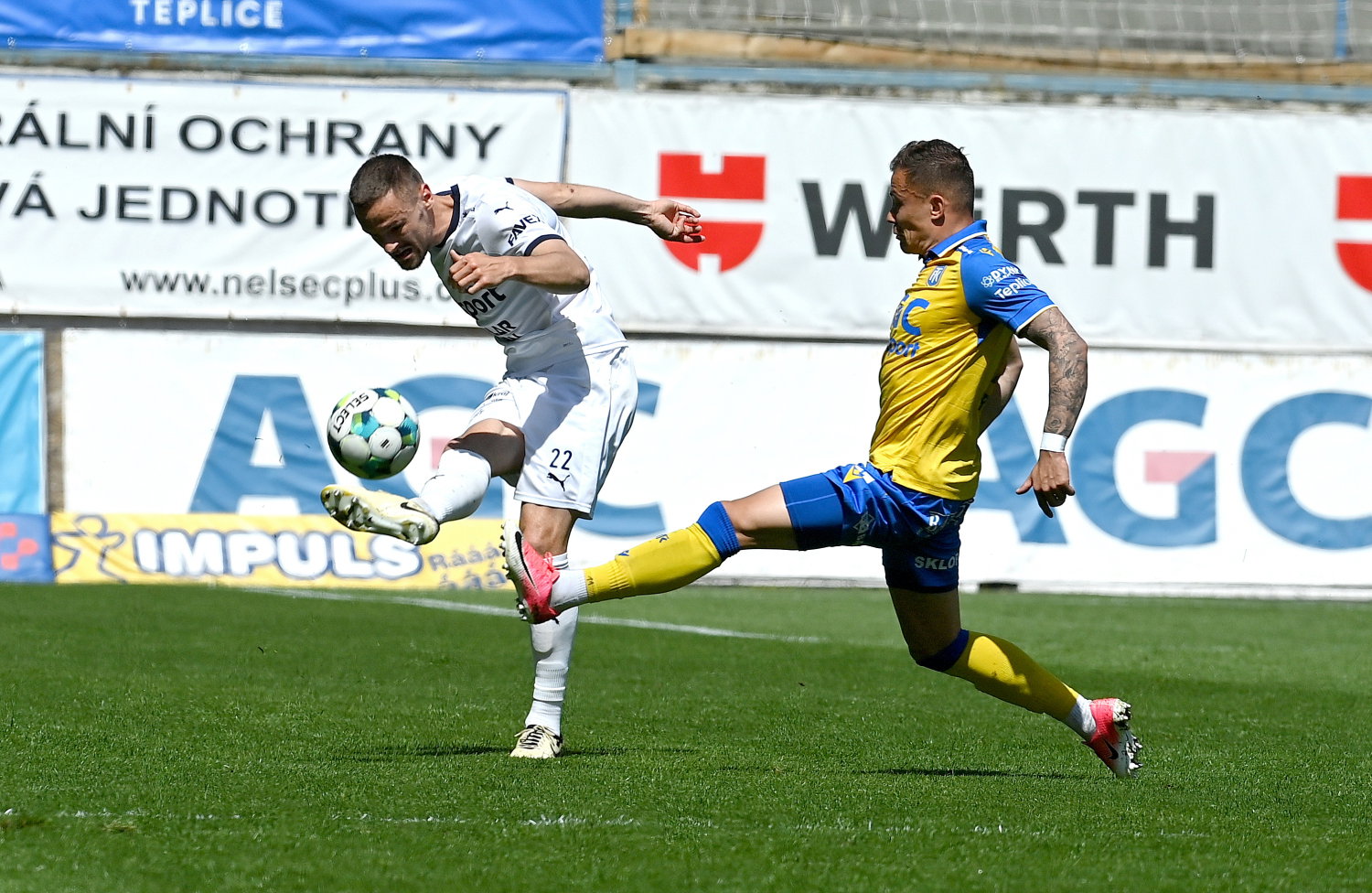 D6N_4010