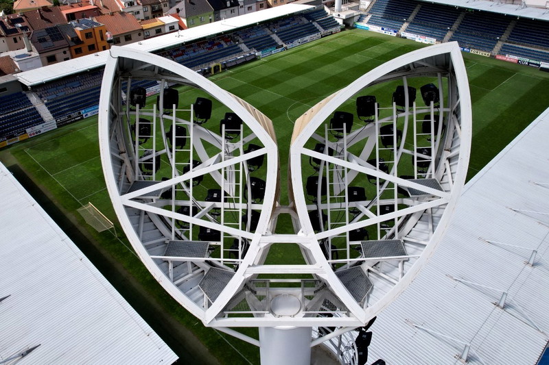 stadion-svetlo
