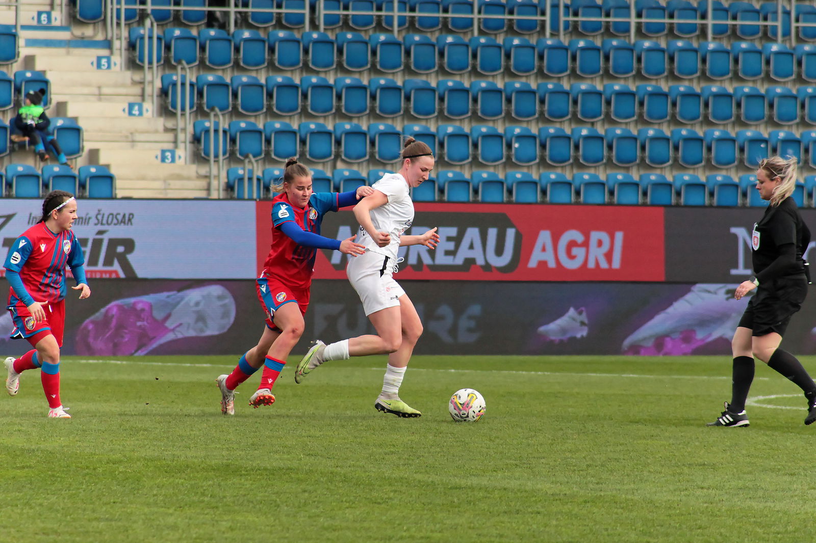 IMG_0527_20240310_SLO-PLZ_1920