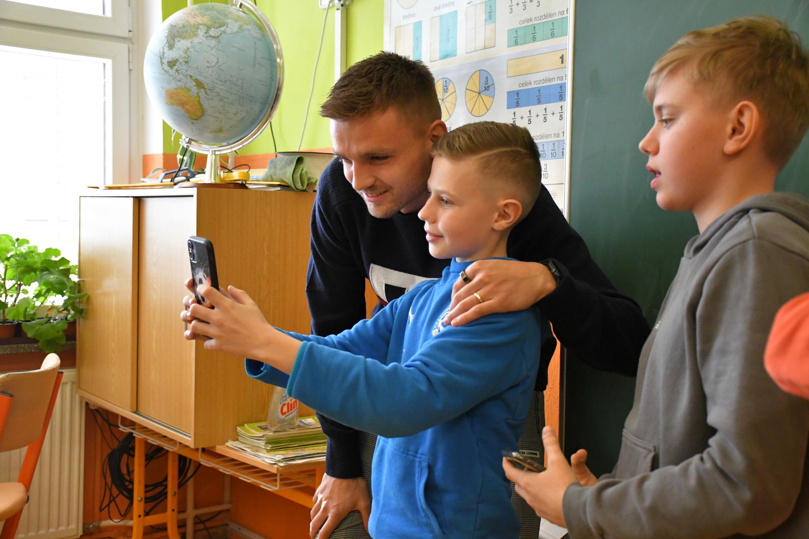 335307558_189882180447468_7089364174765921283_n