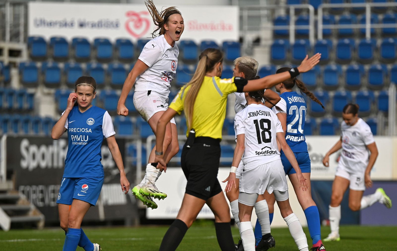 PJml_20231008_231003_web