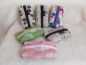 Elegantní látkový obal na kapesníčky – Motýl na zelené