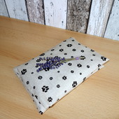Nahřívací polštářek s pšenicí a levandulí - Tlapky na režné – 35 x 25 cm - klasický