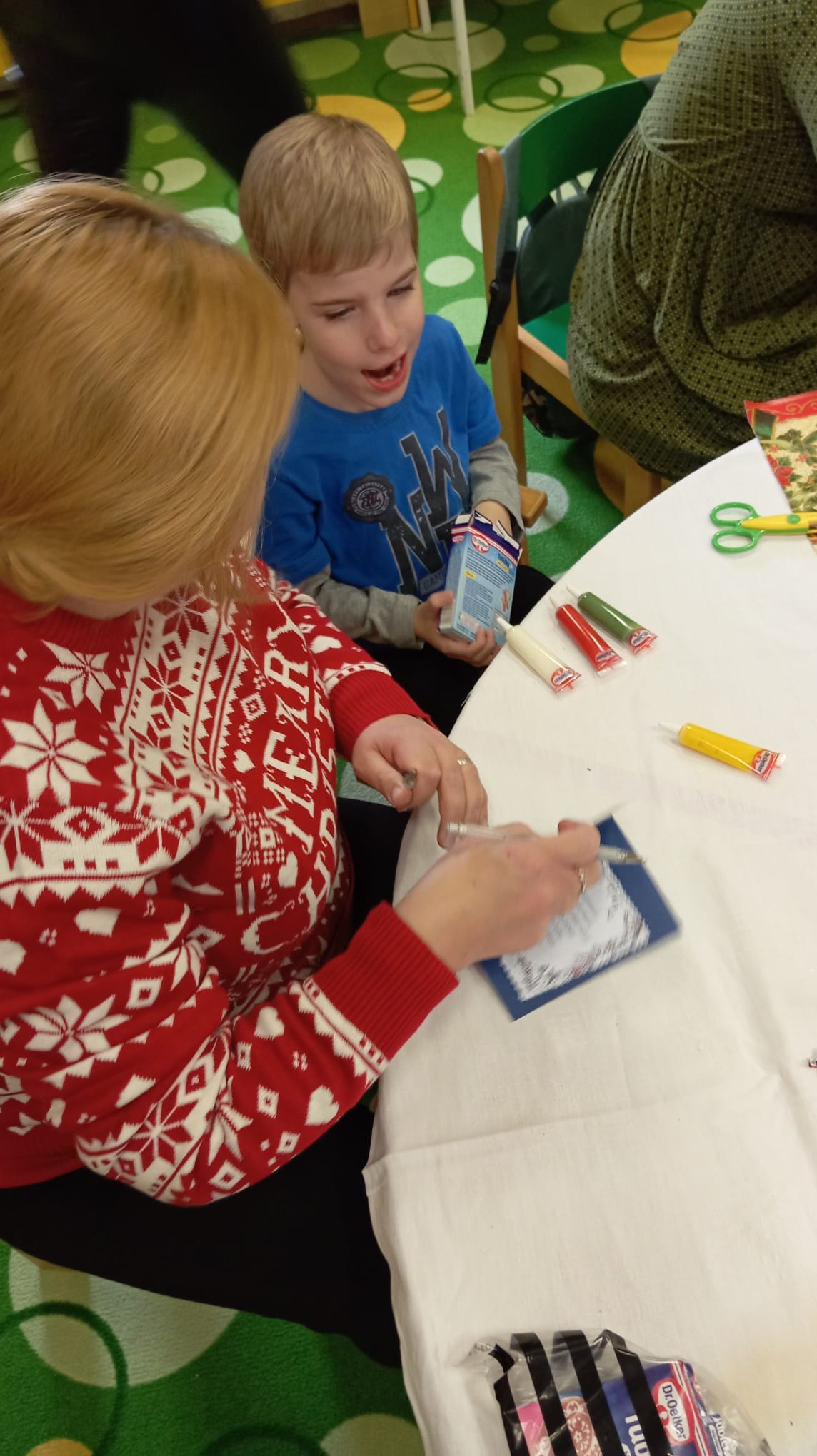 ef7bed42-ddbf-44ba-8445-e6dea5f09b00