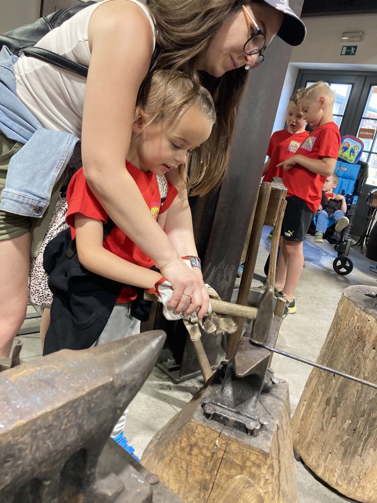 bccb39a8-69cf-4a45-95db-a0e91096ab76