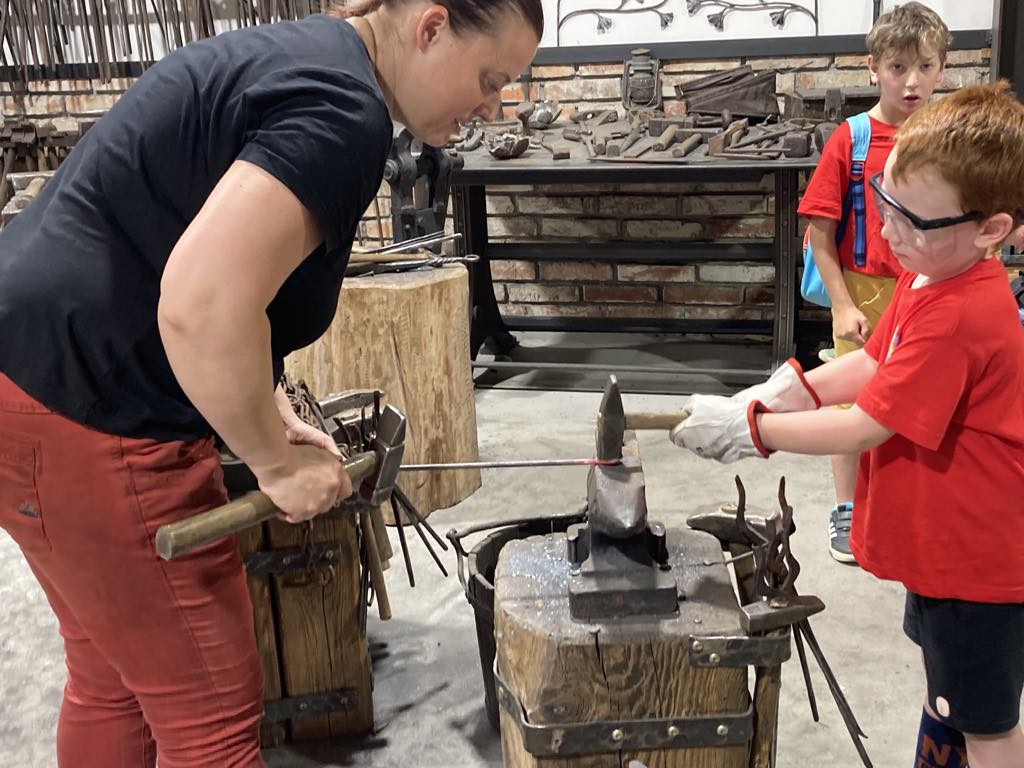 f8e074a1-fa8c-493c-bbe7-8ac0924db6c3