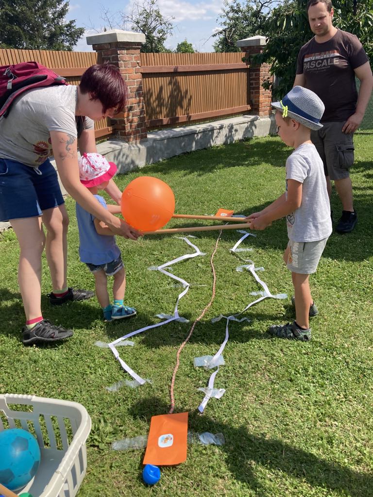 ed45cbd7-7280-4cdb-a840-daa99f7d4d90