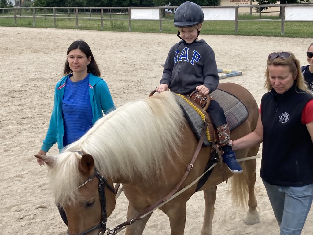 6cd474af-9e64-4a38-9a0a-70b8deb449ed