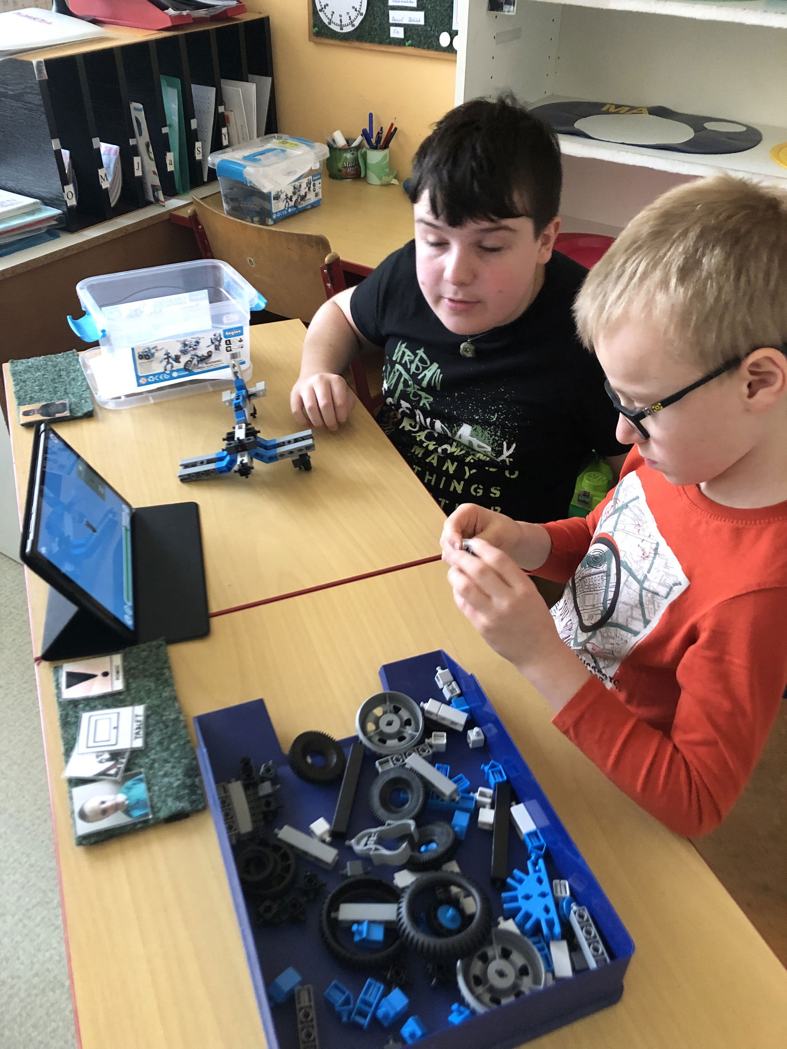 8A0B8C7B-1232-4779-9A30-4A7A7A1E45AB