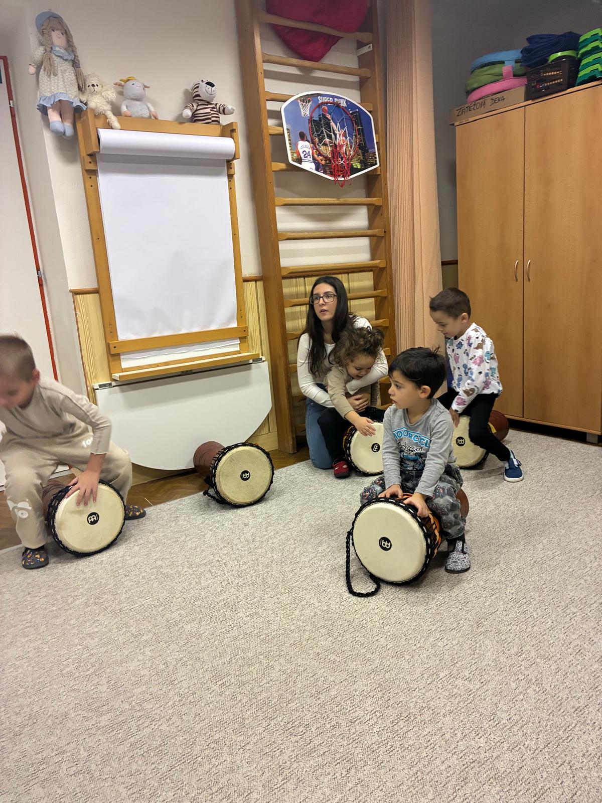 3929bde0-6462-4df8-82e5-2999ed83f26a