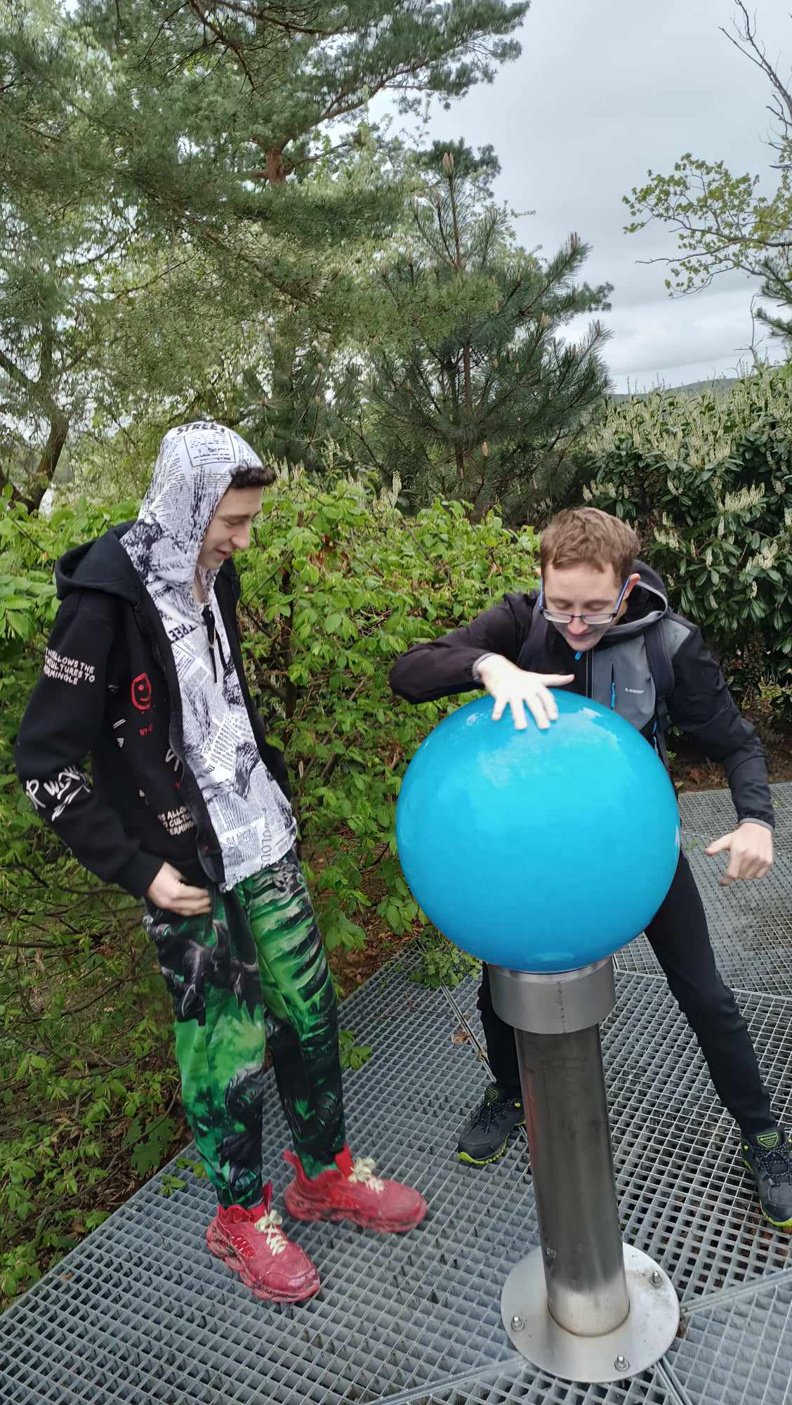 Messenger_creation_b872b1d6-d0b0-467b-adb1-75c0afc92aa3