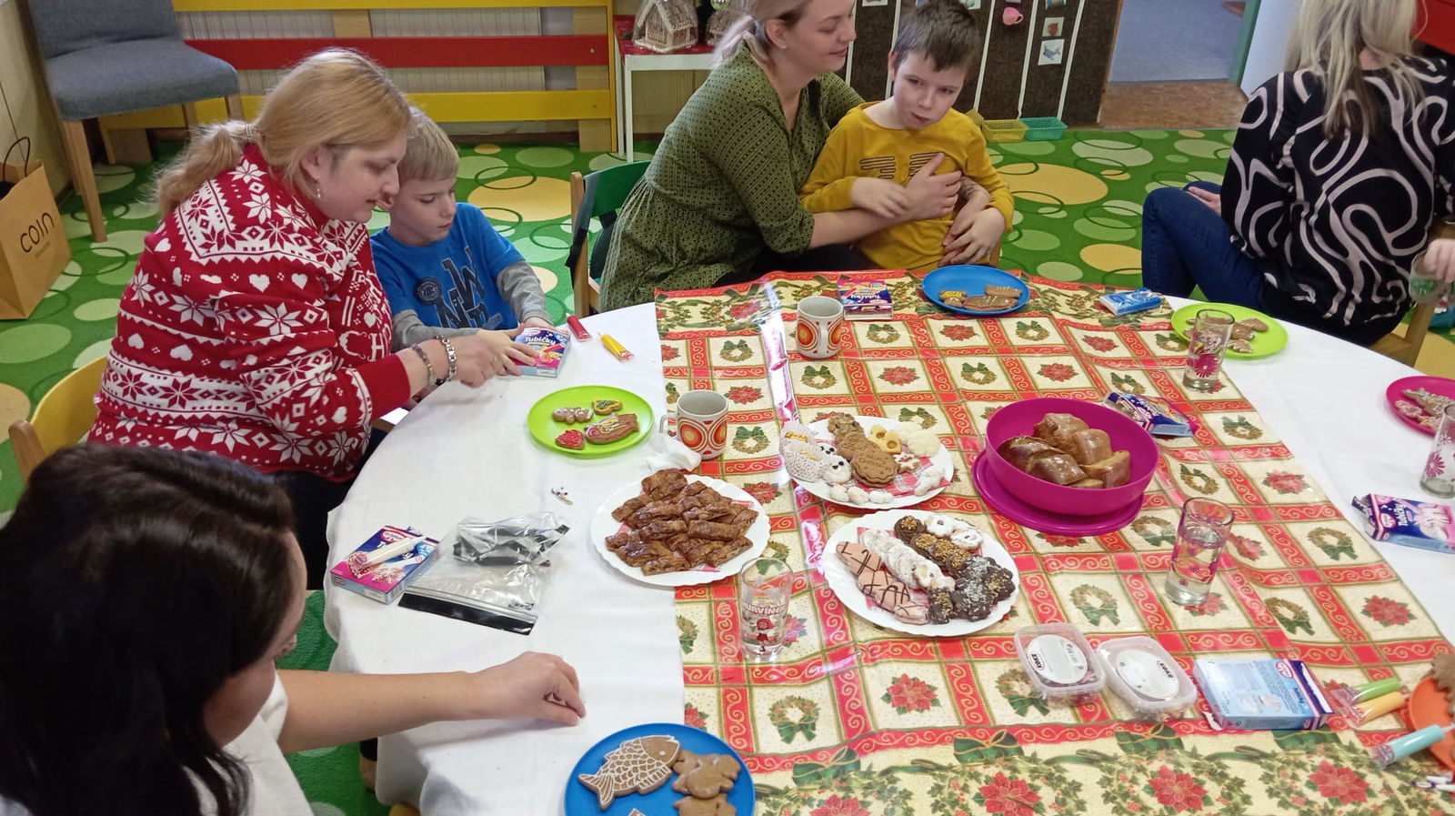 7b37c2f7-d5c8-43db-8a51-212264e20e91