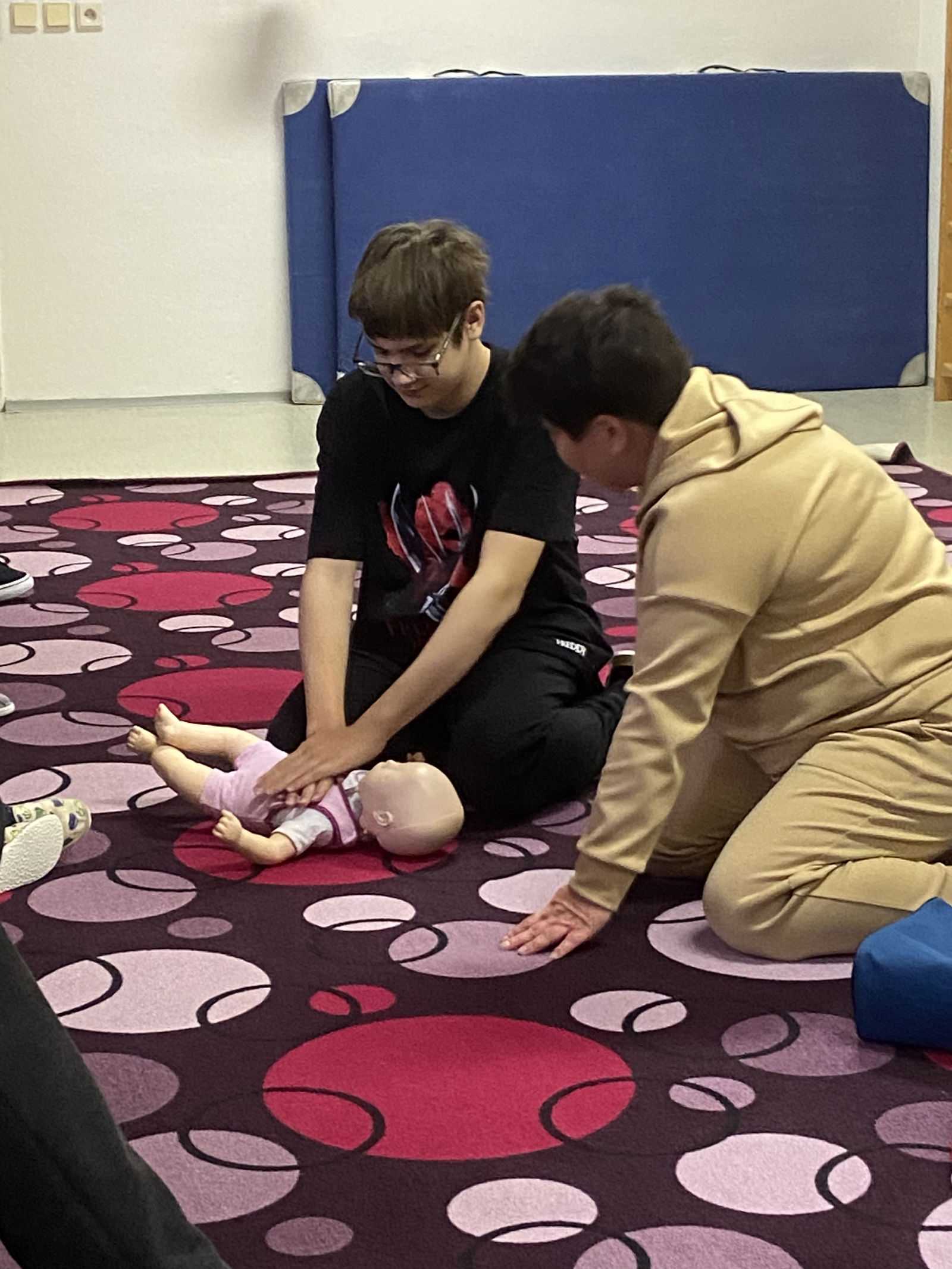 34AC2484-32FC-4675-B8E3-75963C02F9E5