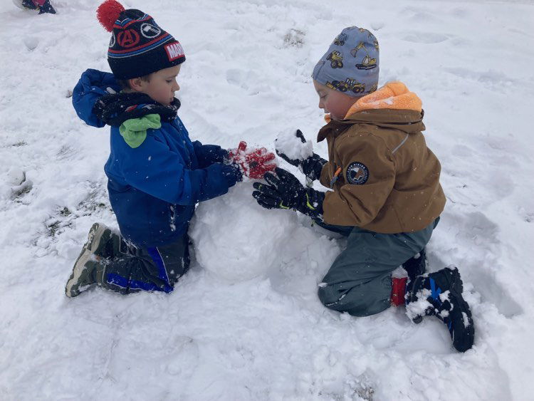 371472984_1517737672357620_5437624595846394689_n