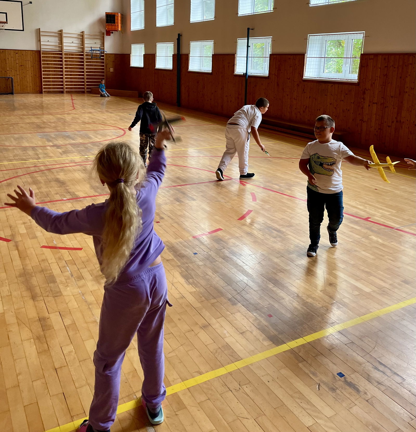 06ED872F-F845-48B4-9C5D-A371B2DF1B3E