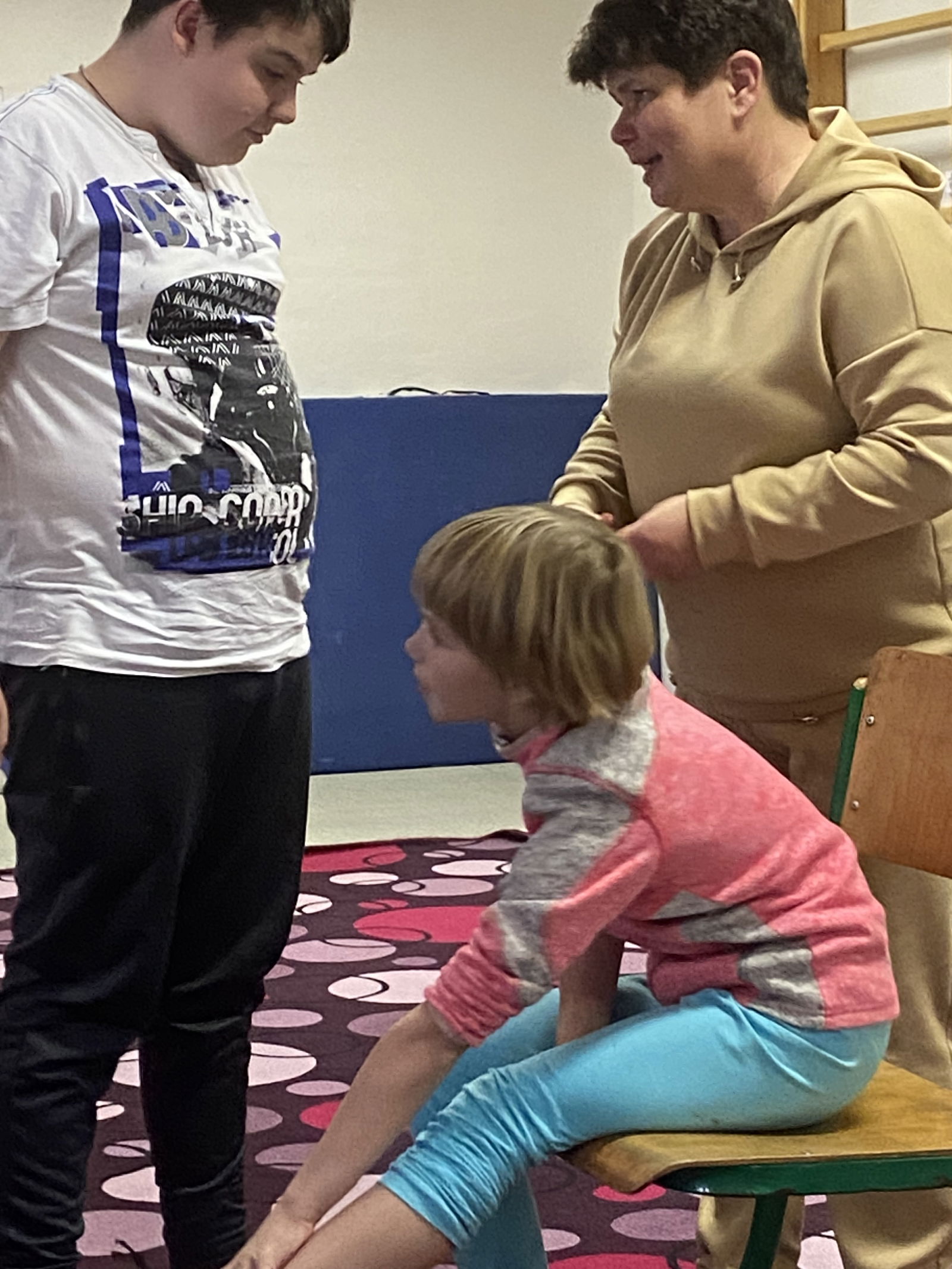 7576CEC6-A94E-4B43-8EF6-07F6A8D90B8C