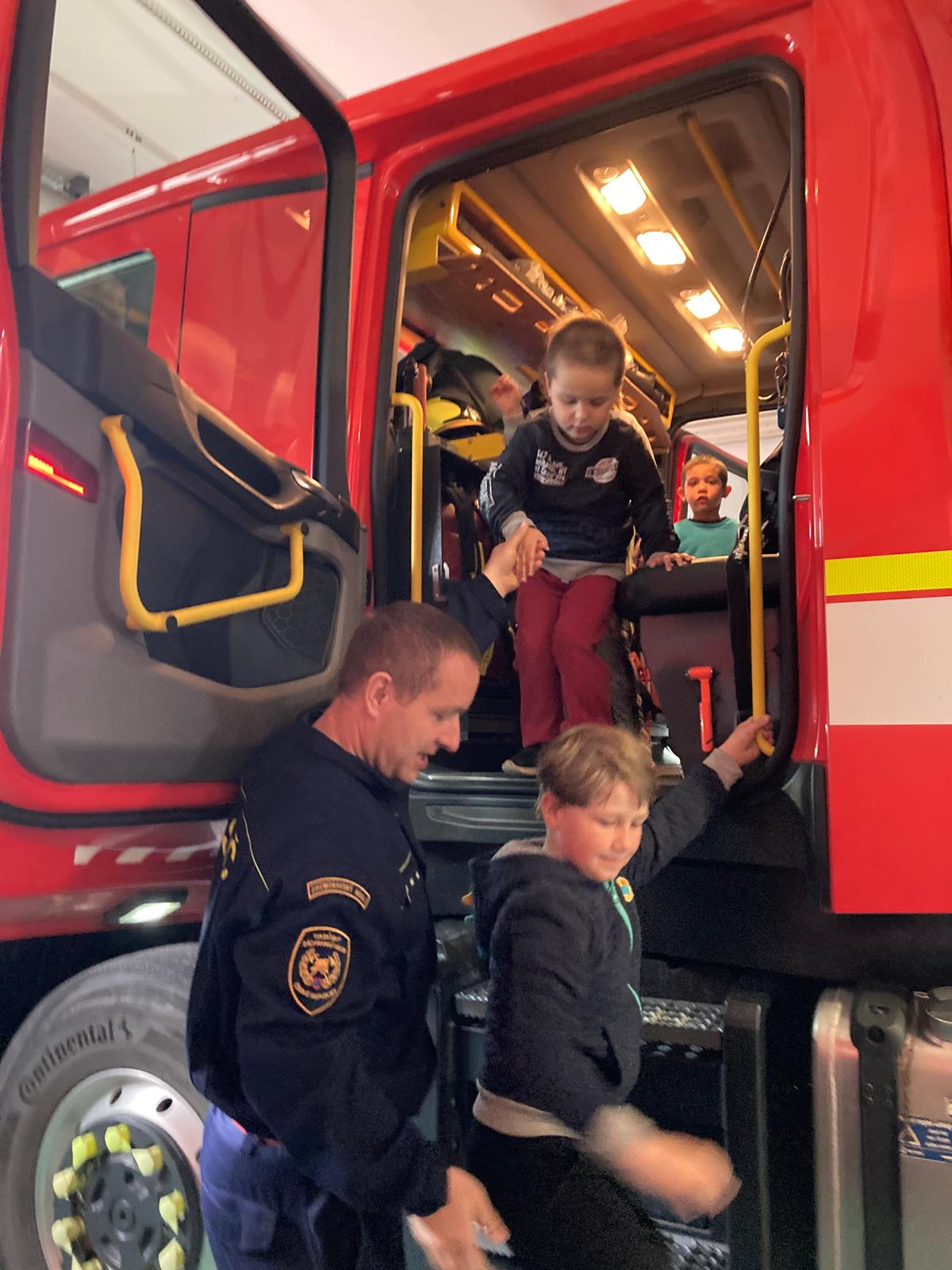 WhatsApp Image 2026-04-14 at 16.17.32 (8)