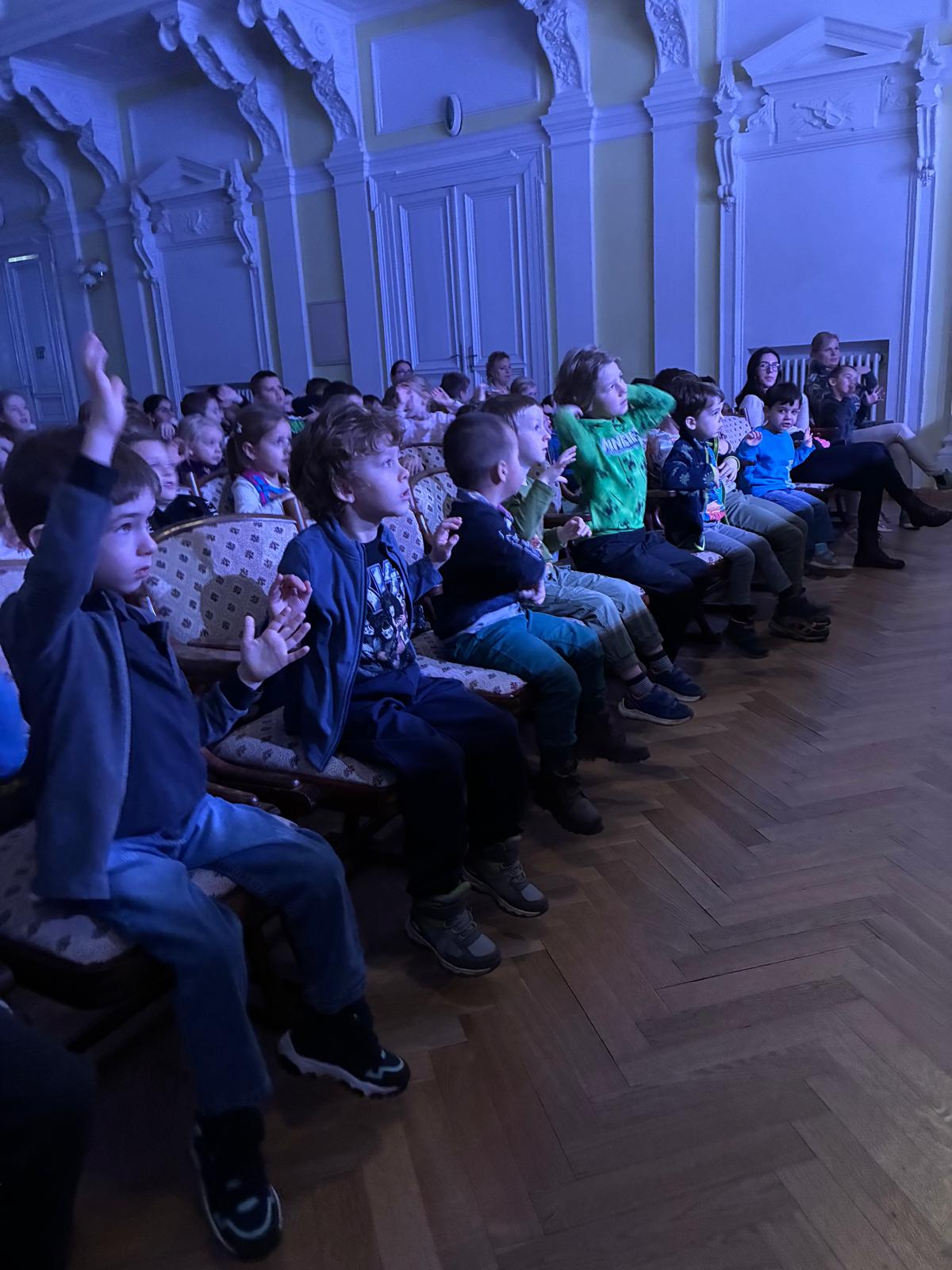 2c8578af-258d-4822-8bf9-730dc666fb79