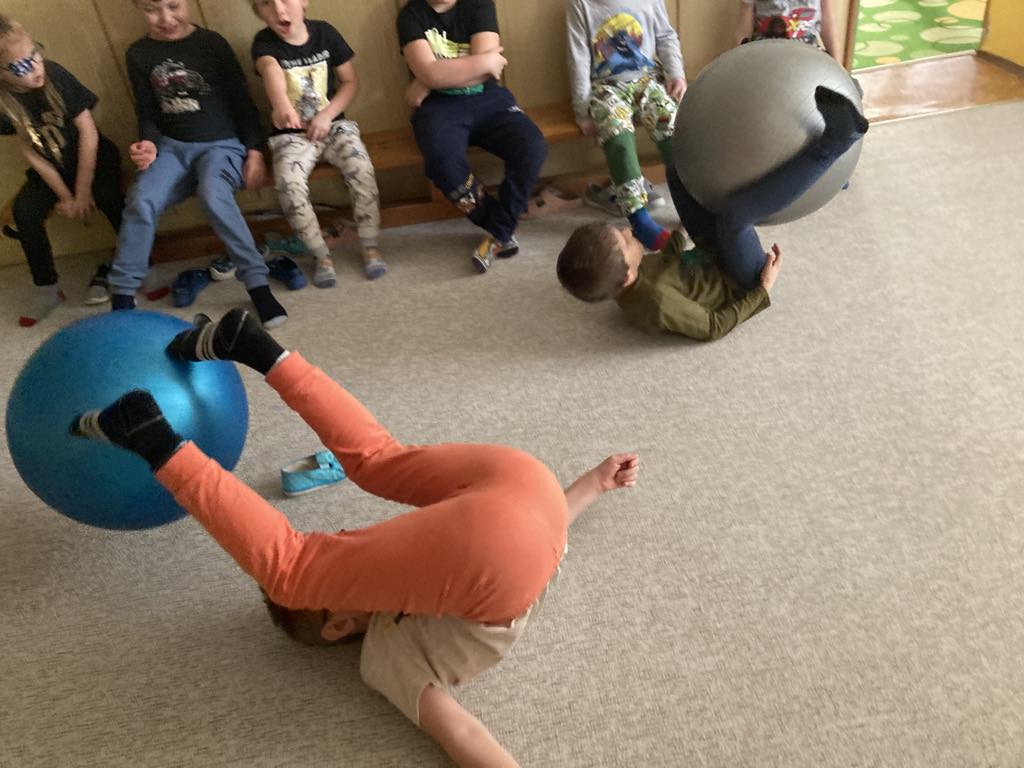 fc0f666b-1d90-49fa-b3ba-8c1810ab7611