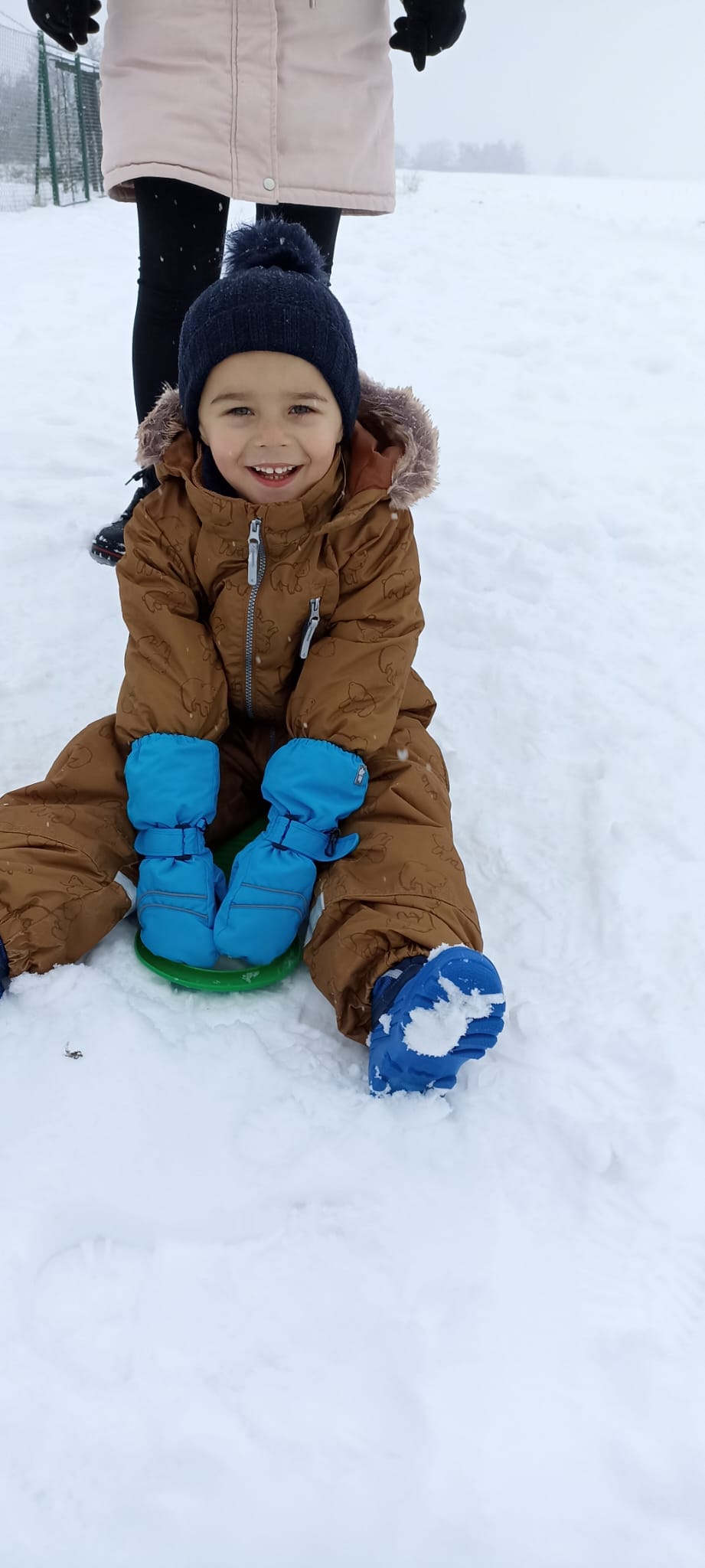 WhatsApp Image 2023-12-06 at 12.06.18 (1)