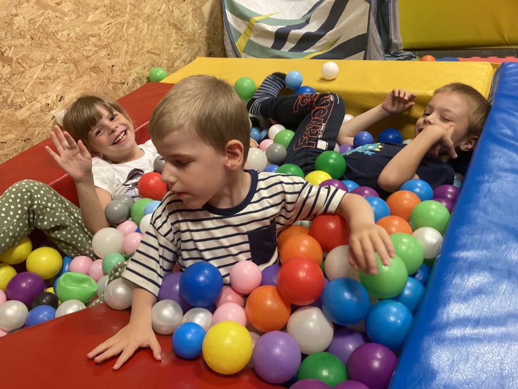 bff6757e-0fdc-4003-a545-52fffa3e7296