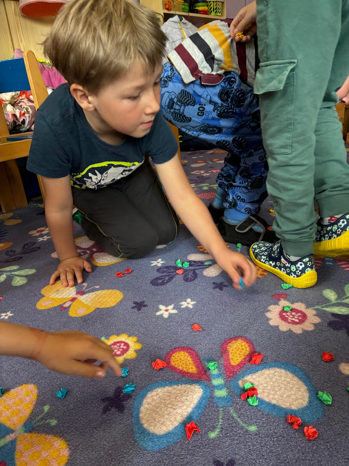 b327b0ee-b369-44fd-8c7d-dc13d2eb0666