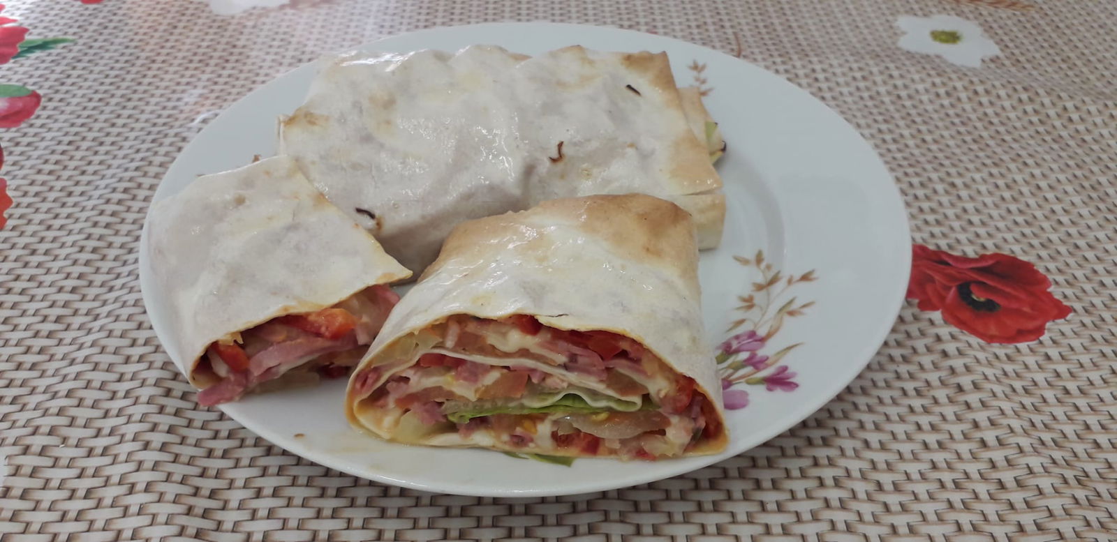 Tortila s kuřecím masem (2)