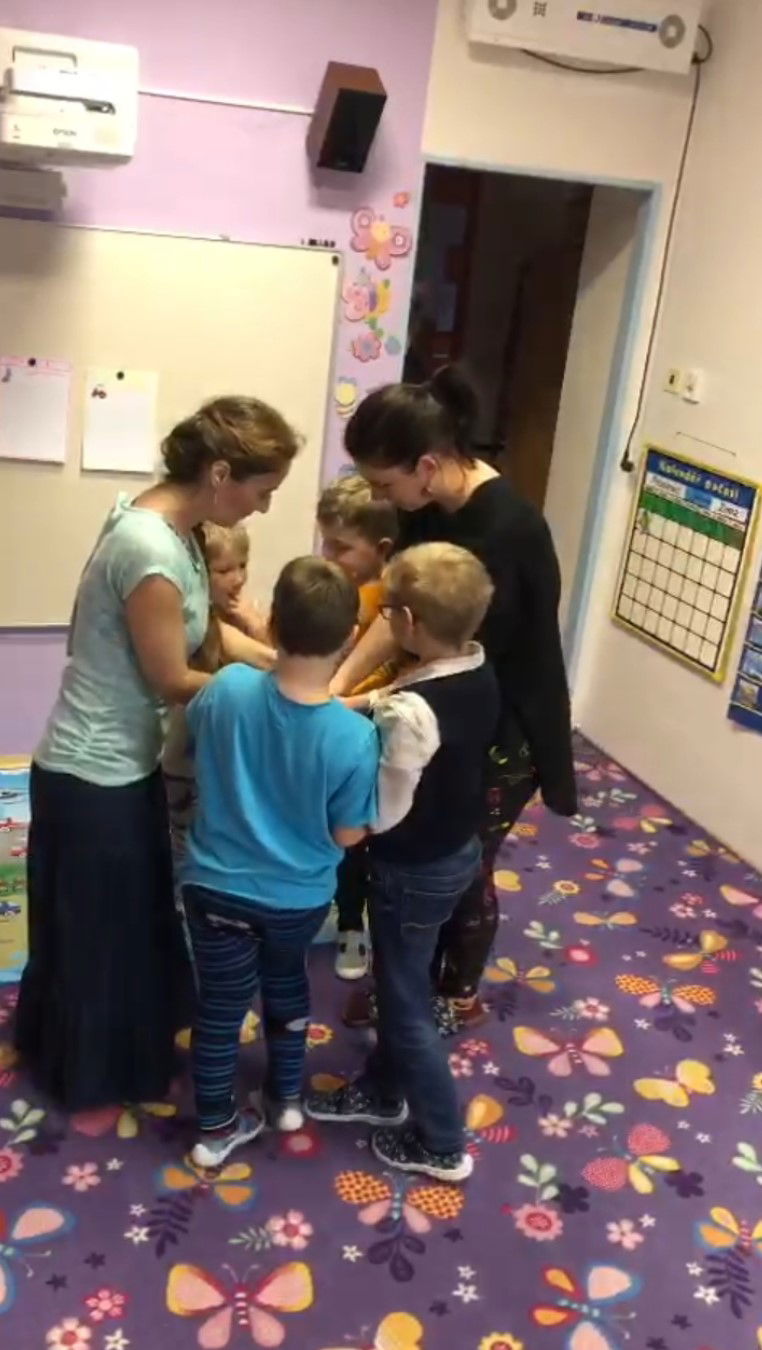 Screenshot_2023-12-17-14-12-58-620_com.miui.mediaeditor