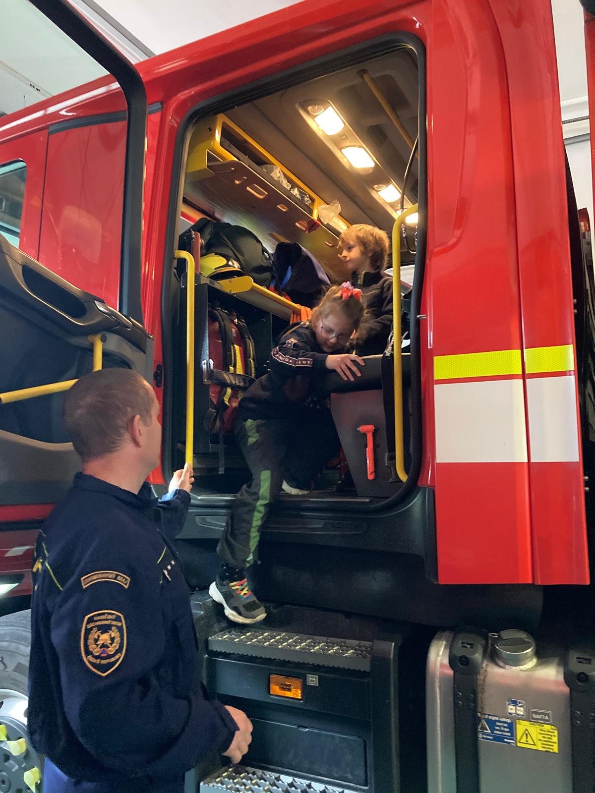 WhatsApp Image 2026-04-14 at 16.17.32 (10)