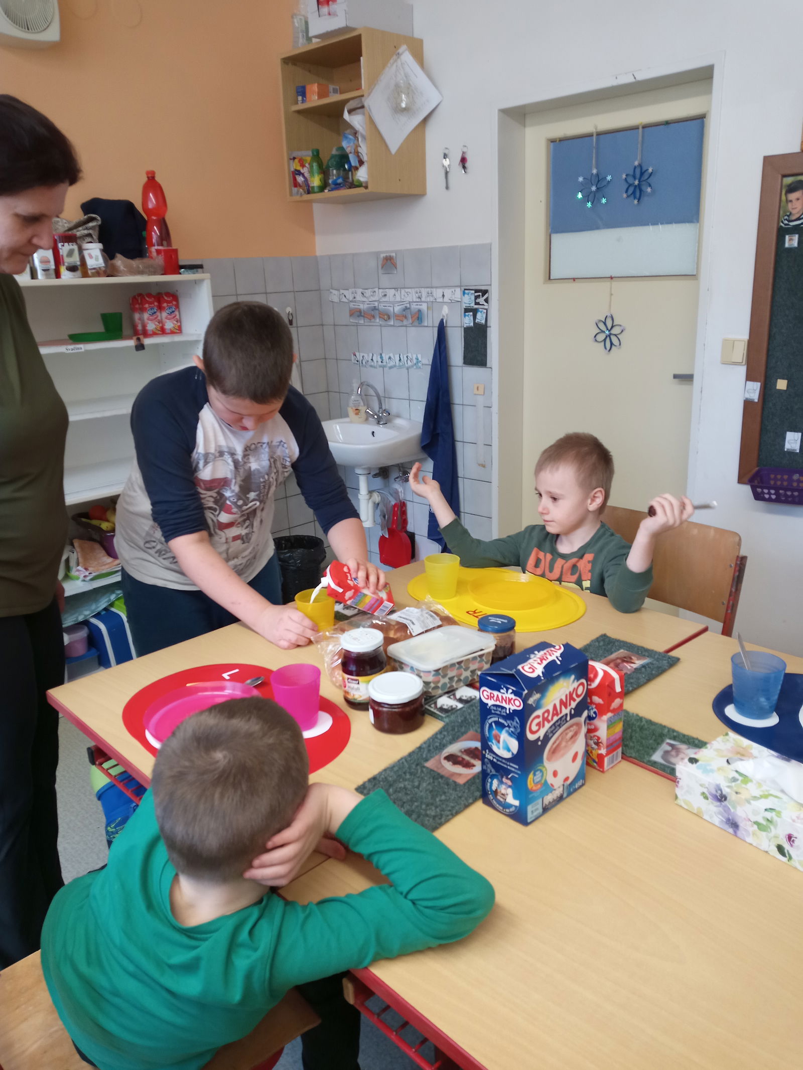 Středa- vánočka s marmeládou