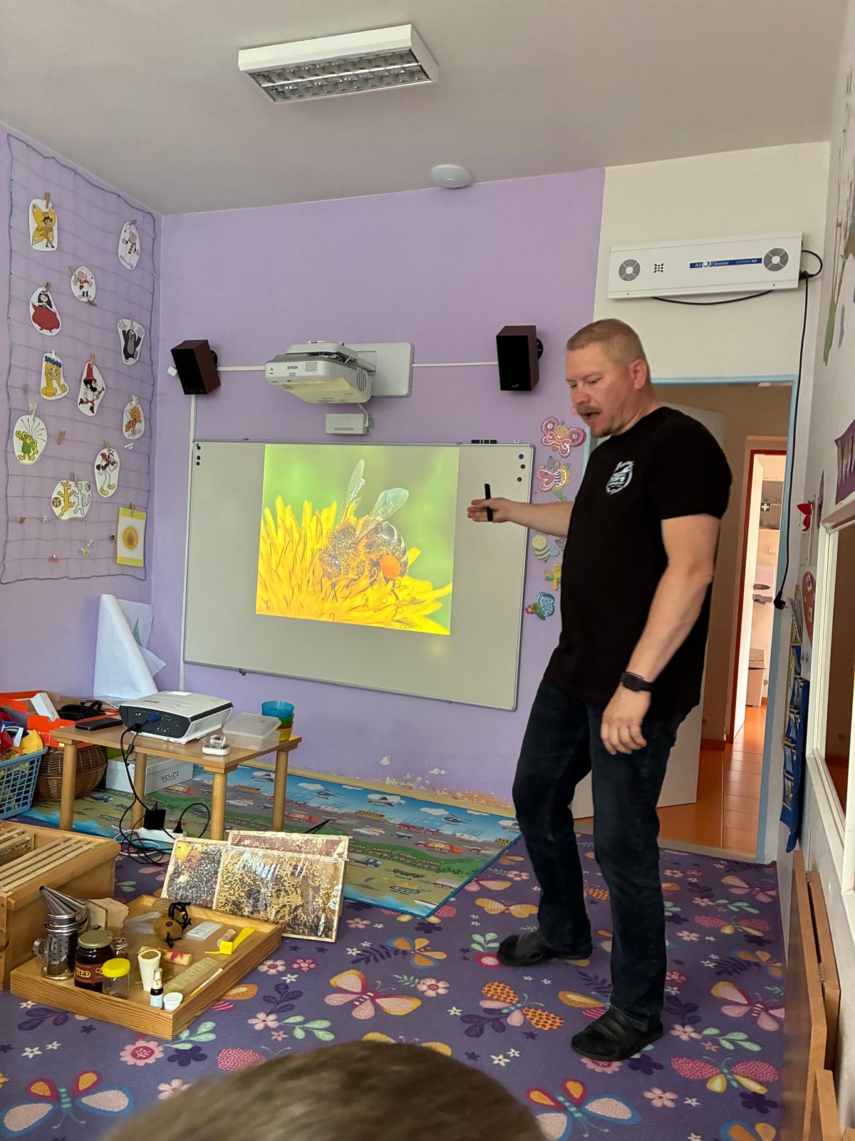 95de9bca-2d6c-42dd-91e4-3960ad987030