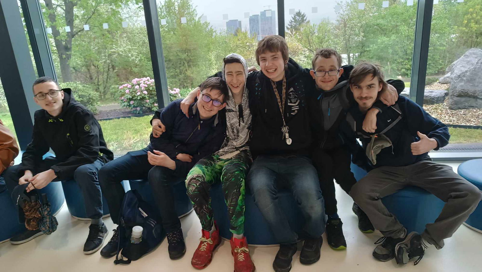 Messenger_creation_103d8d53-35e8-4dc3-afd8-370ac14f1f11