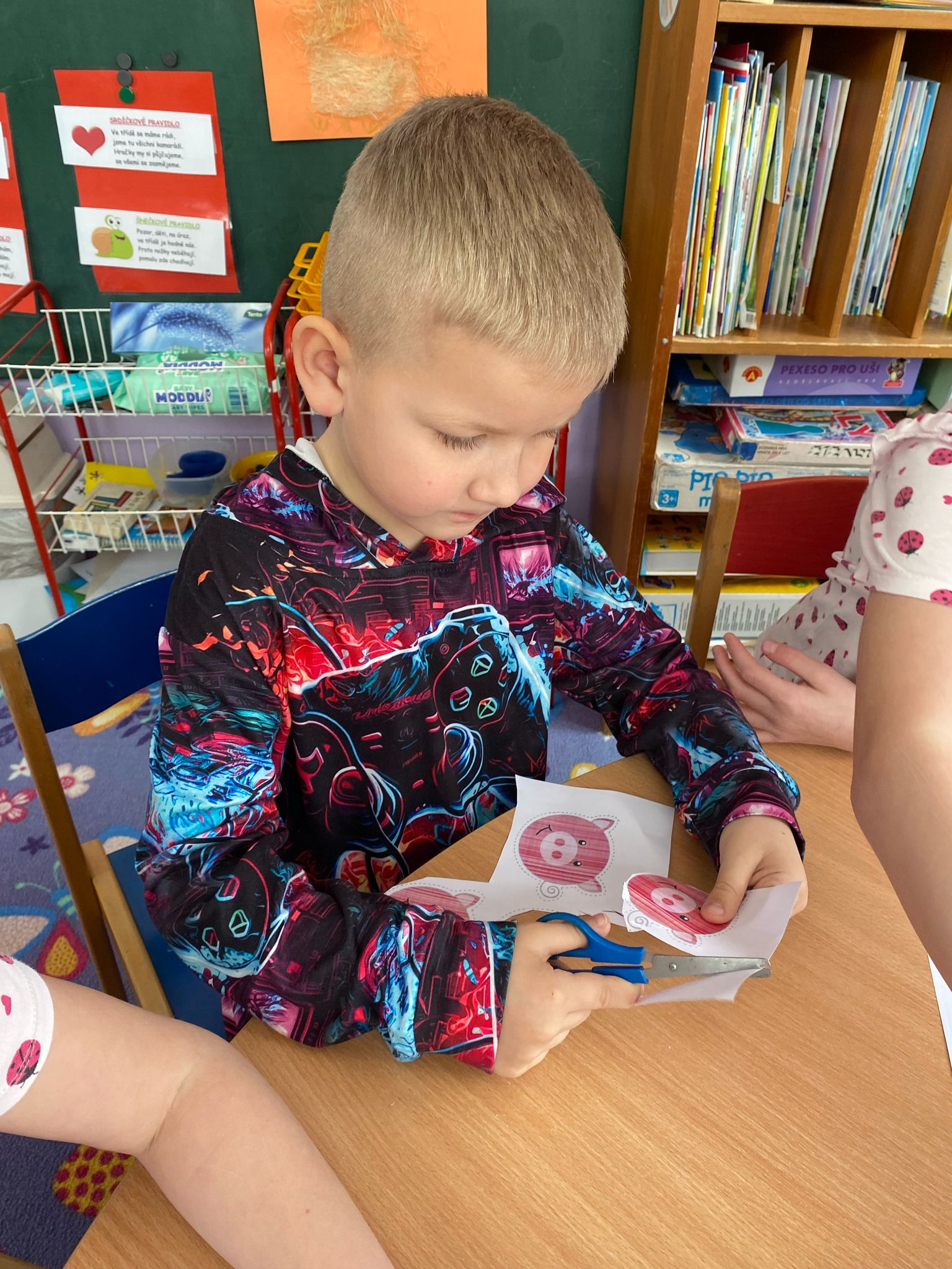 53a46979-af3f-4f70-90f2-42c00b6d51df