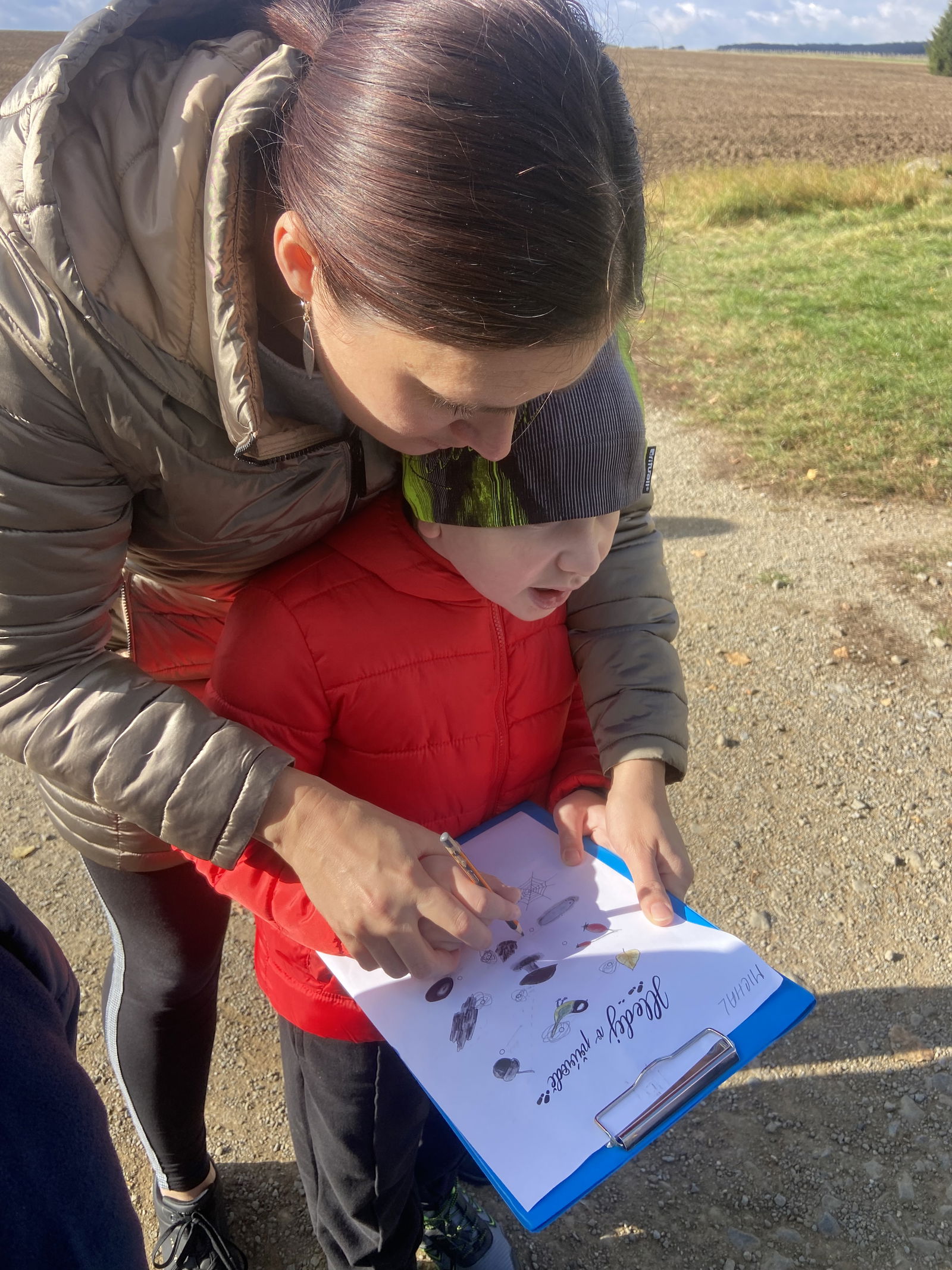 2E232A9E-249D-4266-8559-C209C36147EC