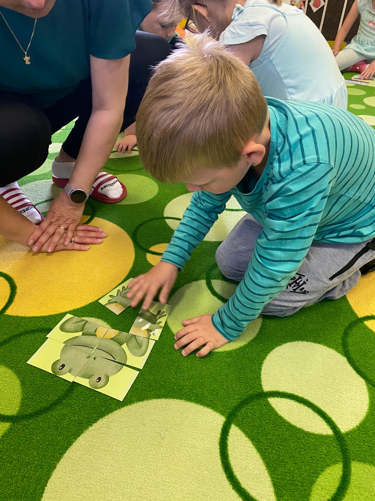 64cb2de9-d889-4a77-804f-b28d9e418e24