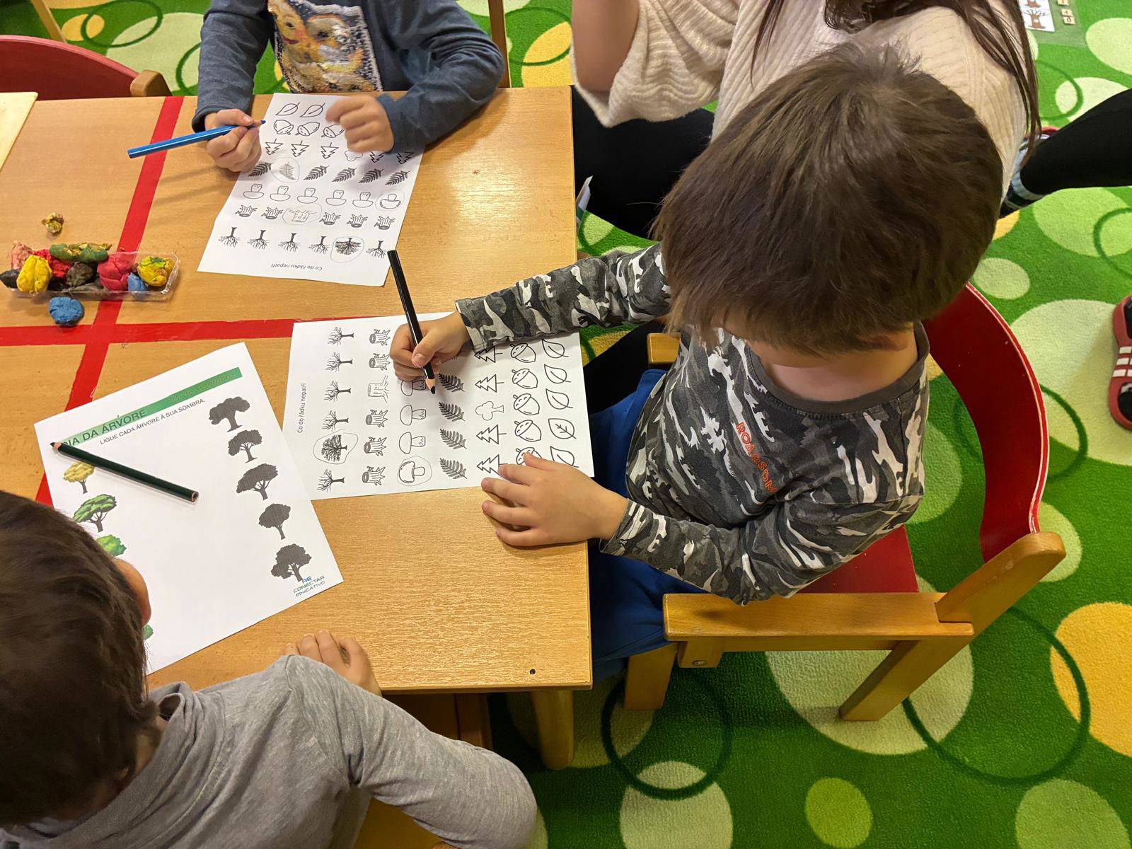 124f8183-40f5-4247-ad4d-2b487ffafef2