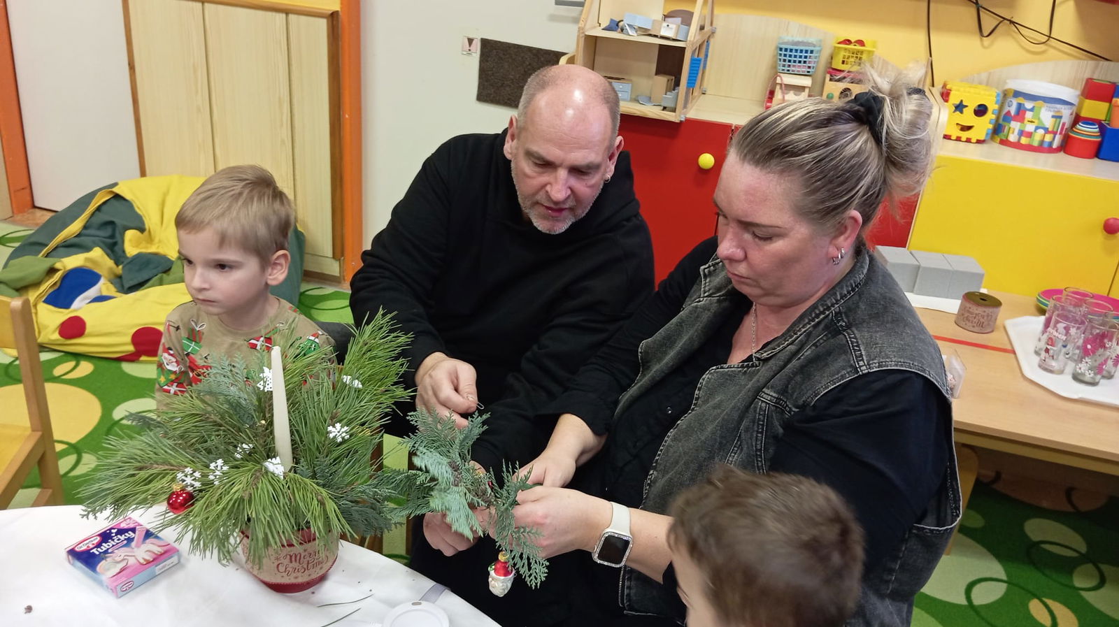 f2f5c9b9-76c4-44f0-b8df-b30e98bd8f78