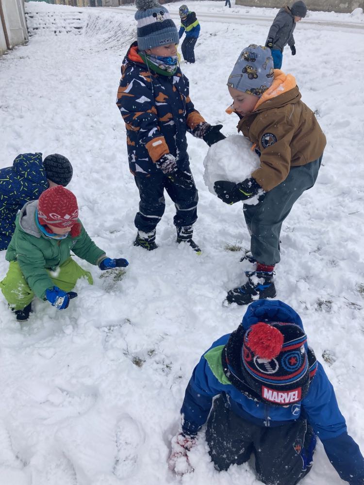 386851116_699887275433943_3254057883713771692_n