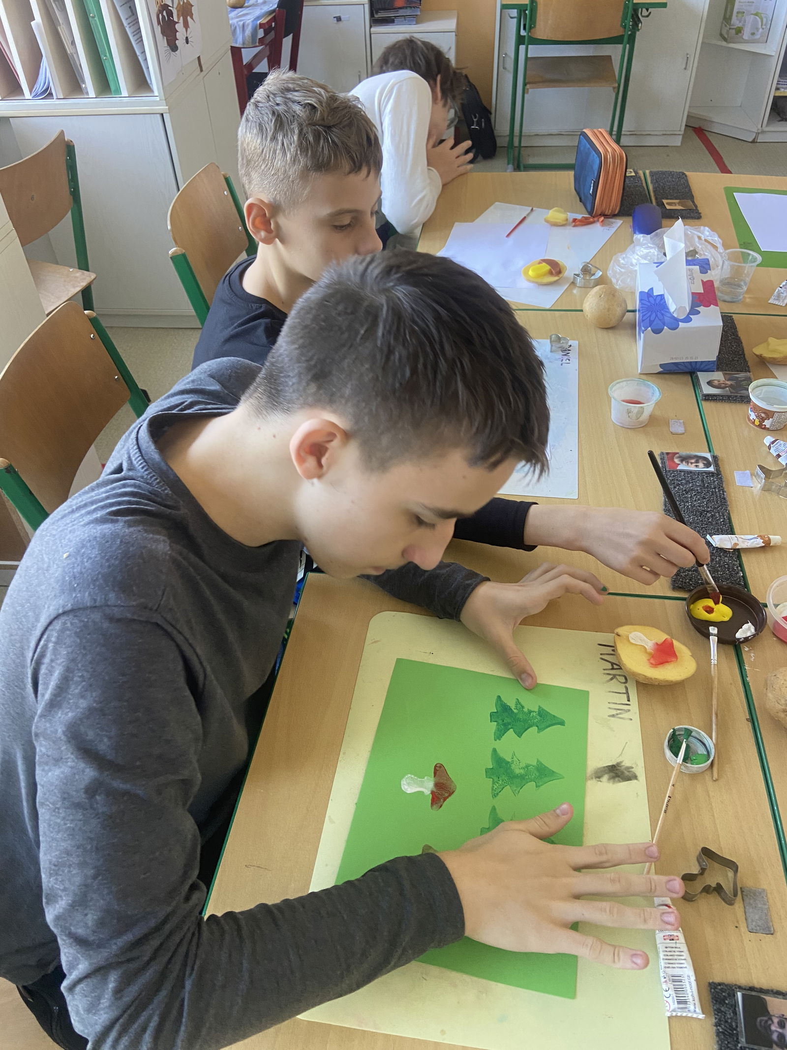 6F20B378-C3CF-4EA2-9AEB-A07BC951927E