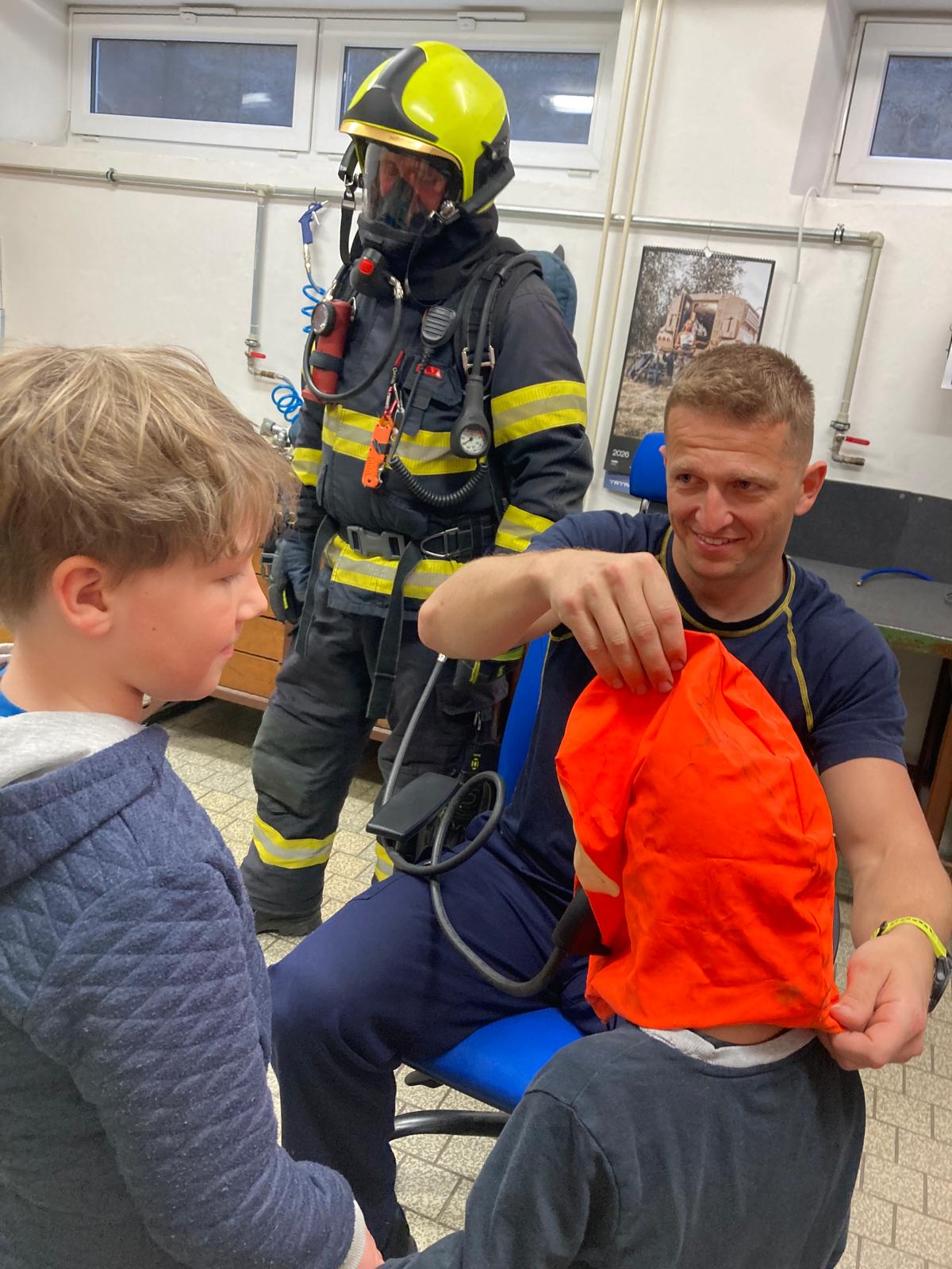 WhatsApp Image 2026-04-14 at 16.17.32 (5)