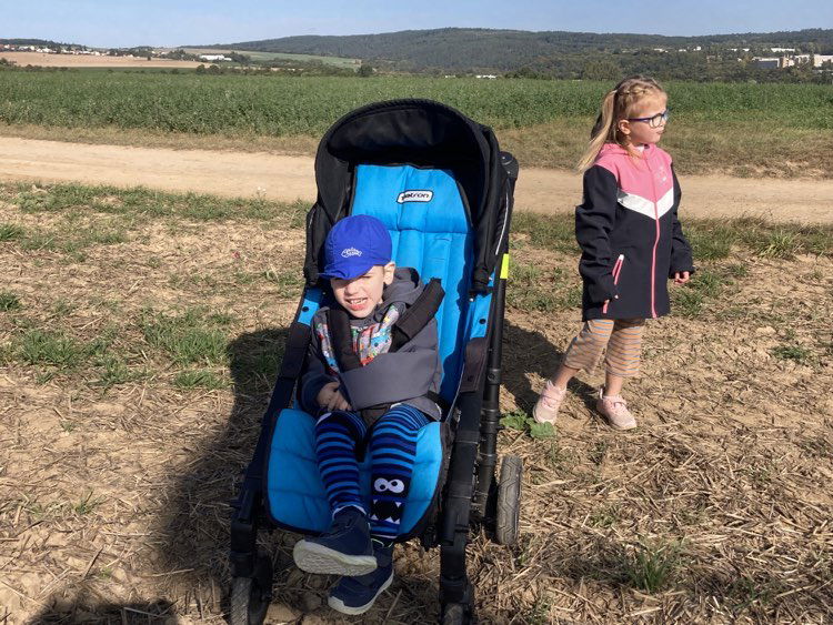 received_848397053600835