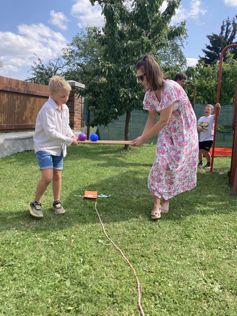 97acb250-9cf3-400e-b409-c6aaf0e17560