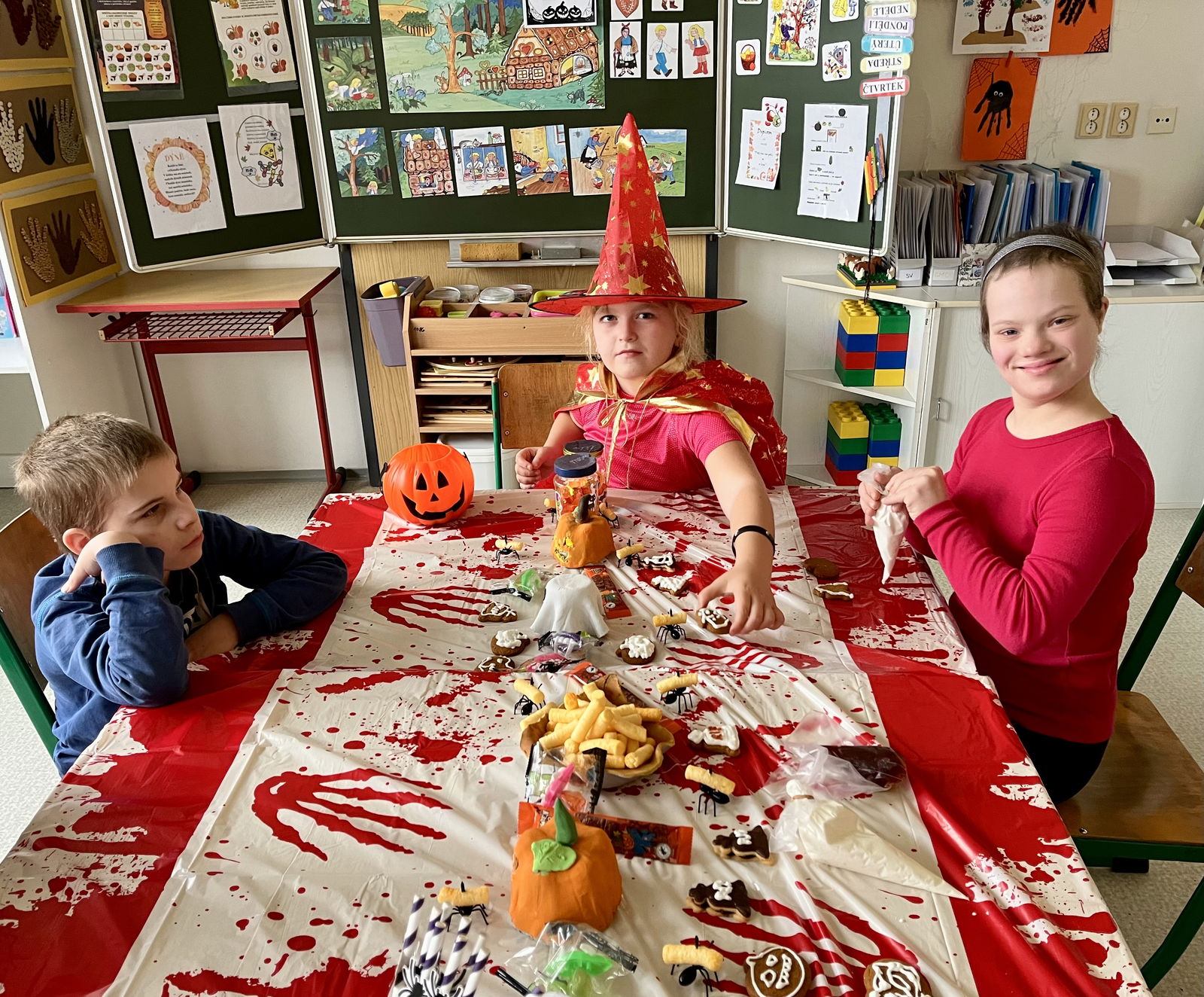 6A652BB5-4402-4346-9E85-02A135209BF6