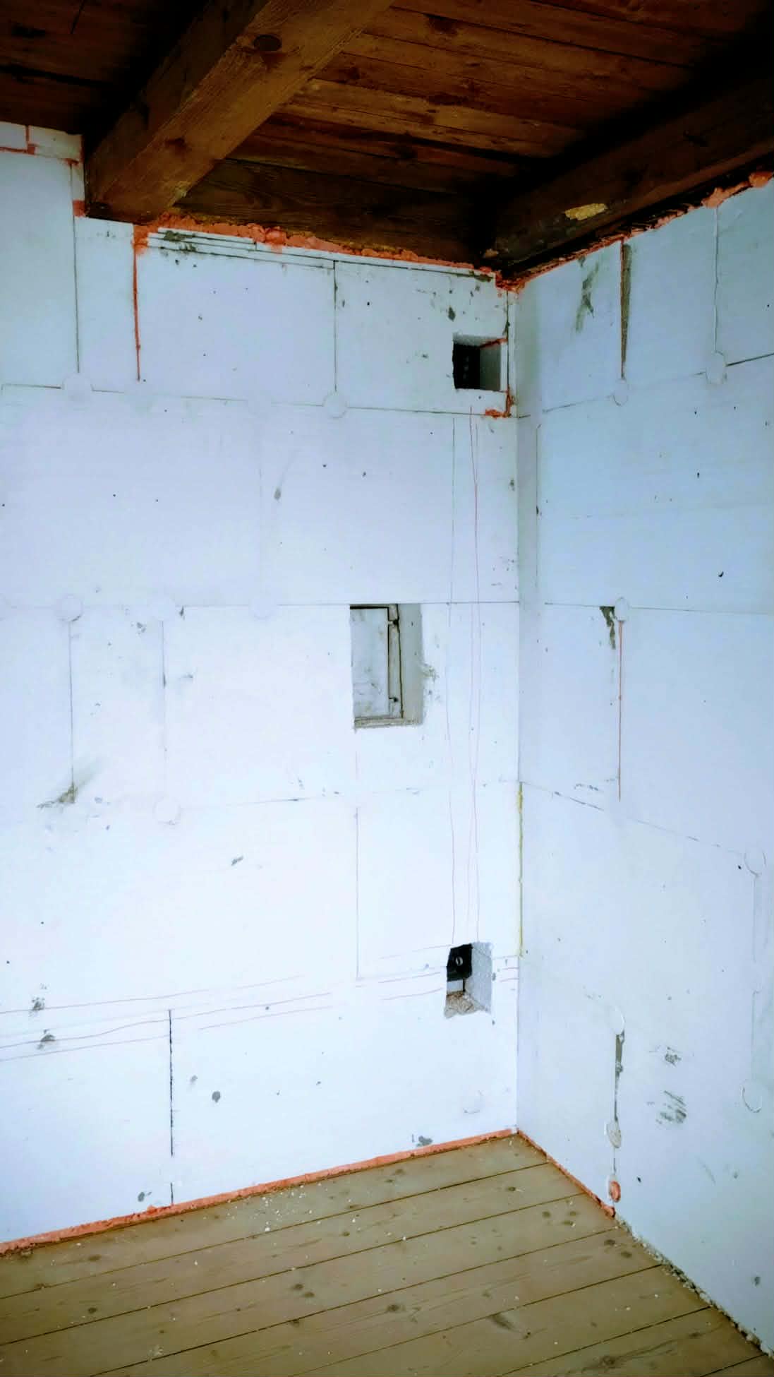 77a47005-82a8-42f7-b3dc-1dabe09817a7