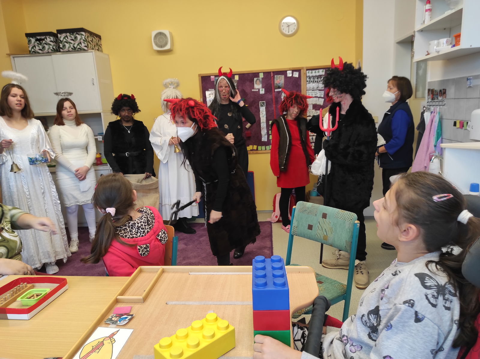 čertík se ptá kdo zlobil